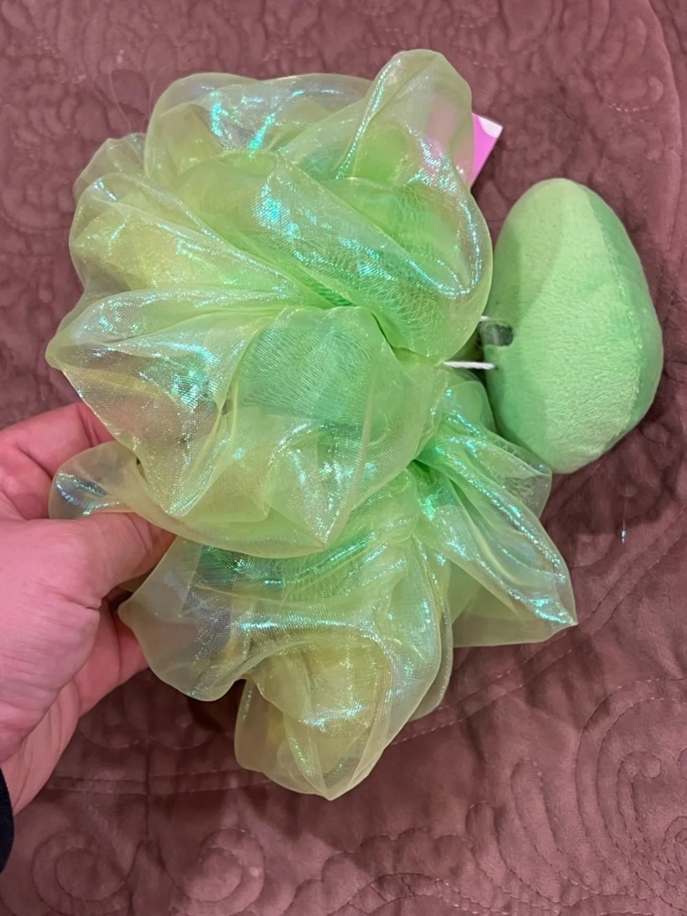 Green Iridescent Bow Lufa with Plush Heart Accent